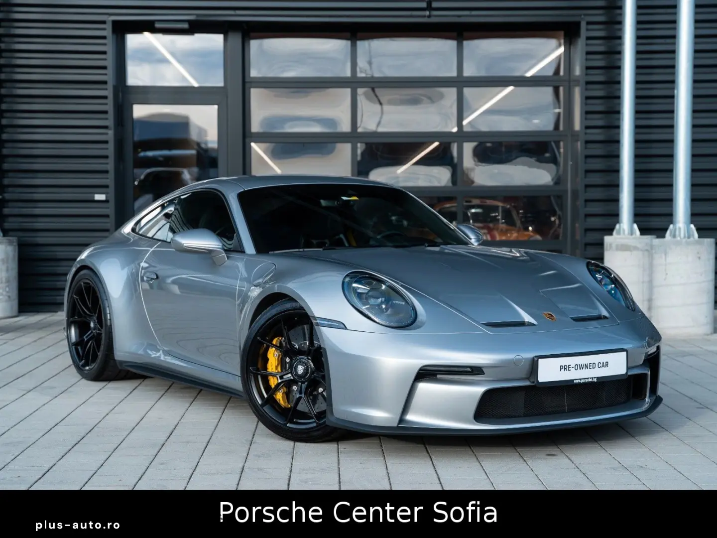 PORSCHE 911 GT3 Touring Paket