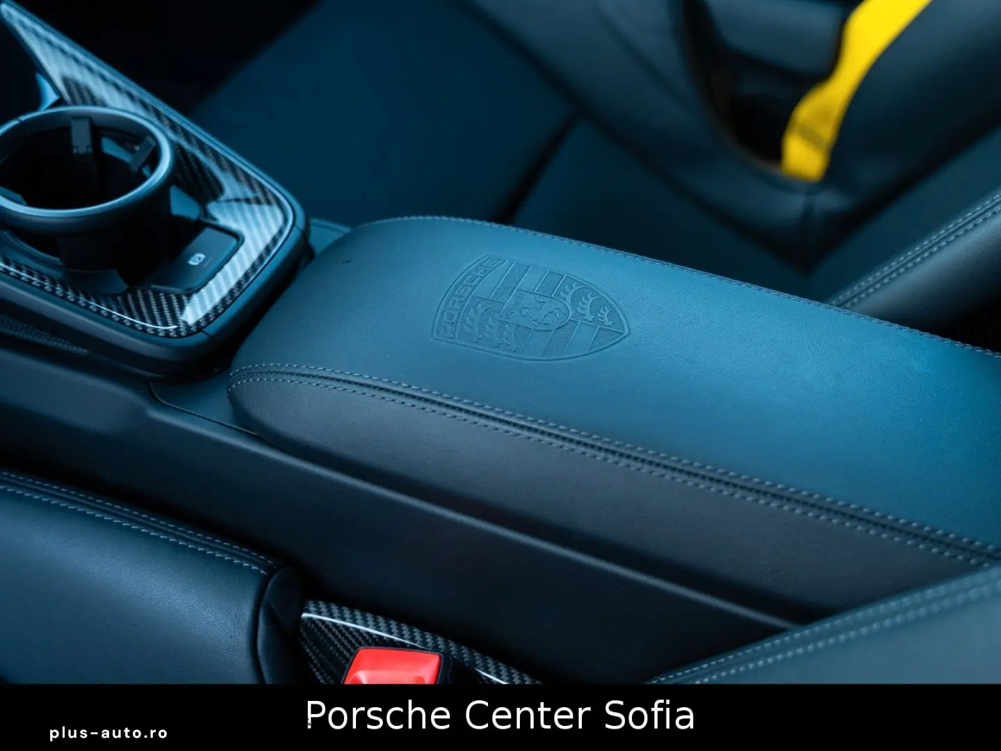 PORSCHE 911 GT3 Touring Paket