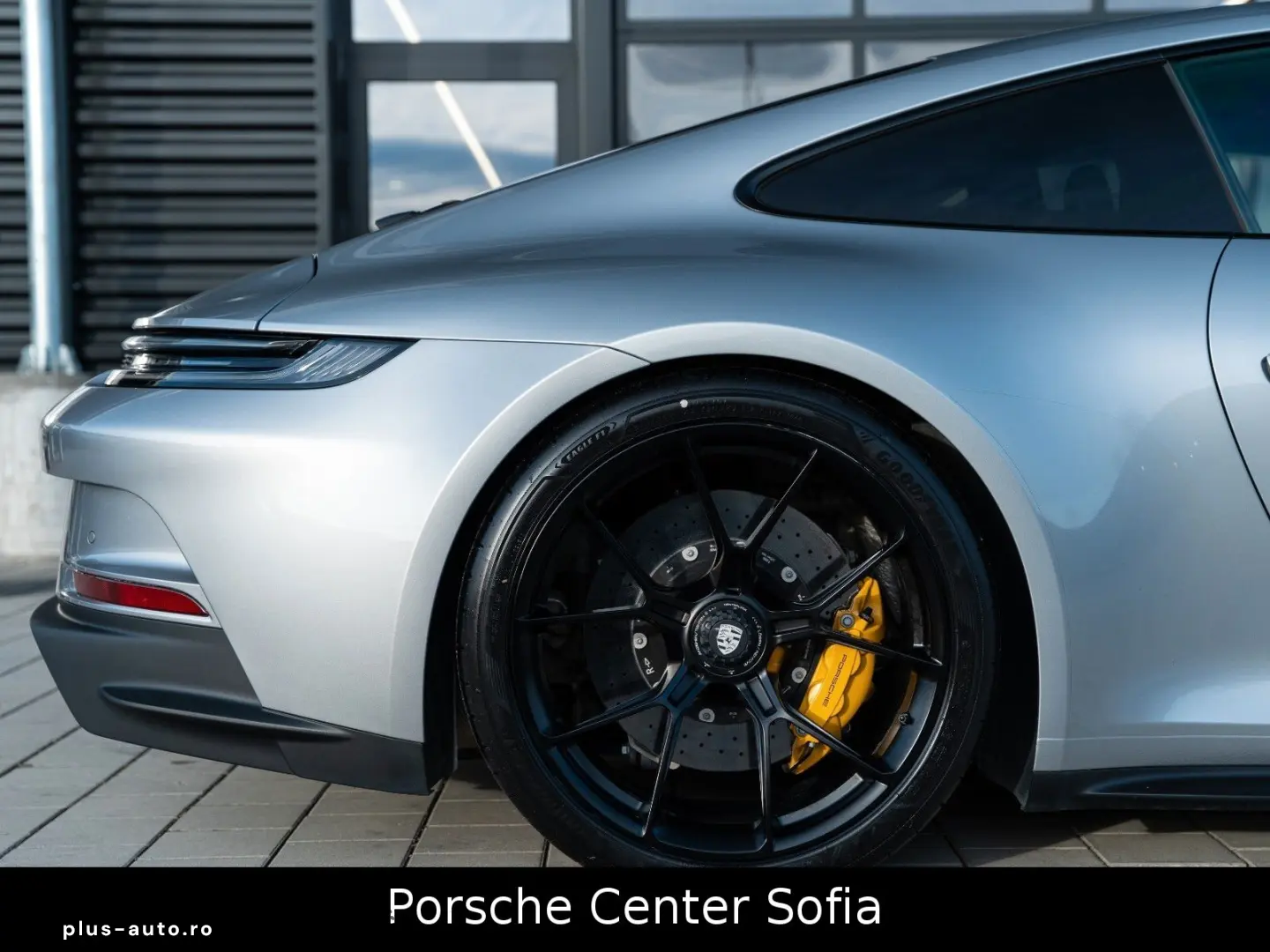 PORSCHE 911 GT3 Touring Paket