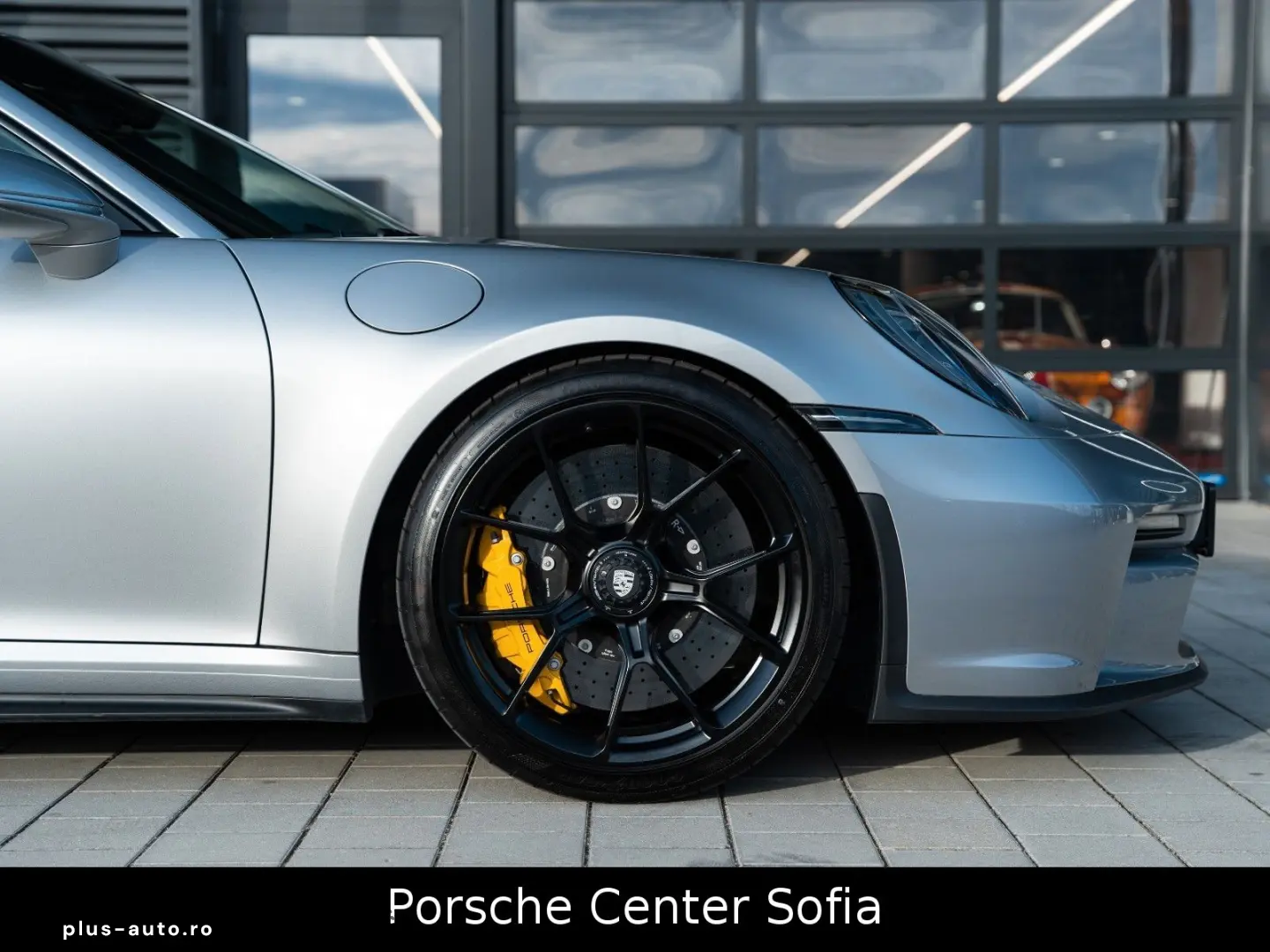 PORSCHE 911 GT3 Touring Paket