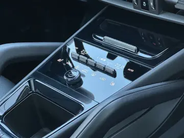 PORSCHE Cayenne E-Hybrid Coupé