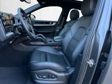 PORSCHE Cayenne E-Hybrid Coupé