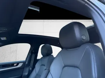 PORSCHE Cayenne E-Hybrid Coupé