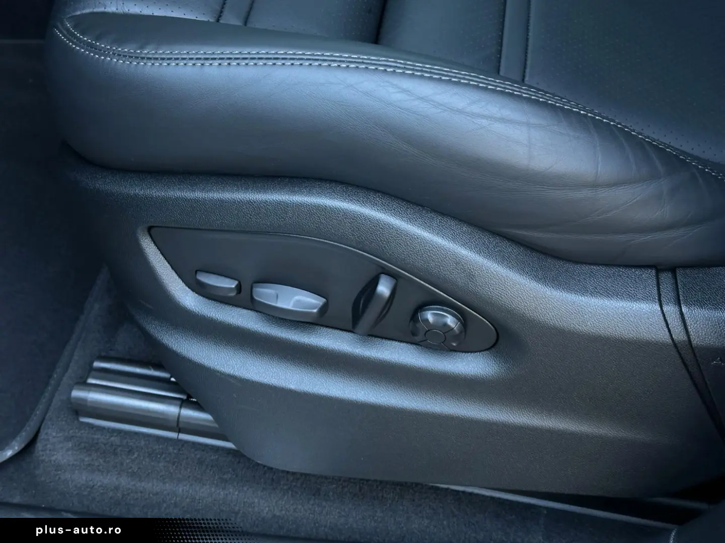 PORSCHE Cayenne E-Hybrid Coupé