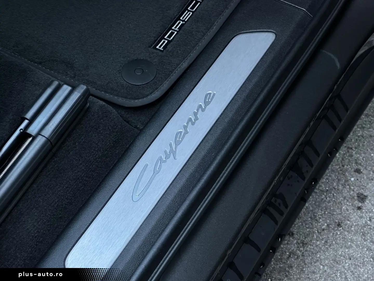 PORSCHE Cayenne E-Hybrid Coupé