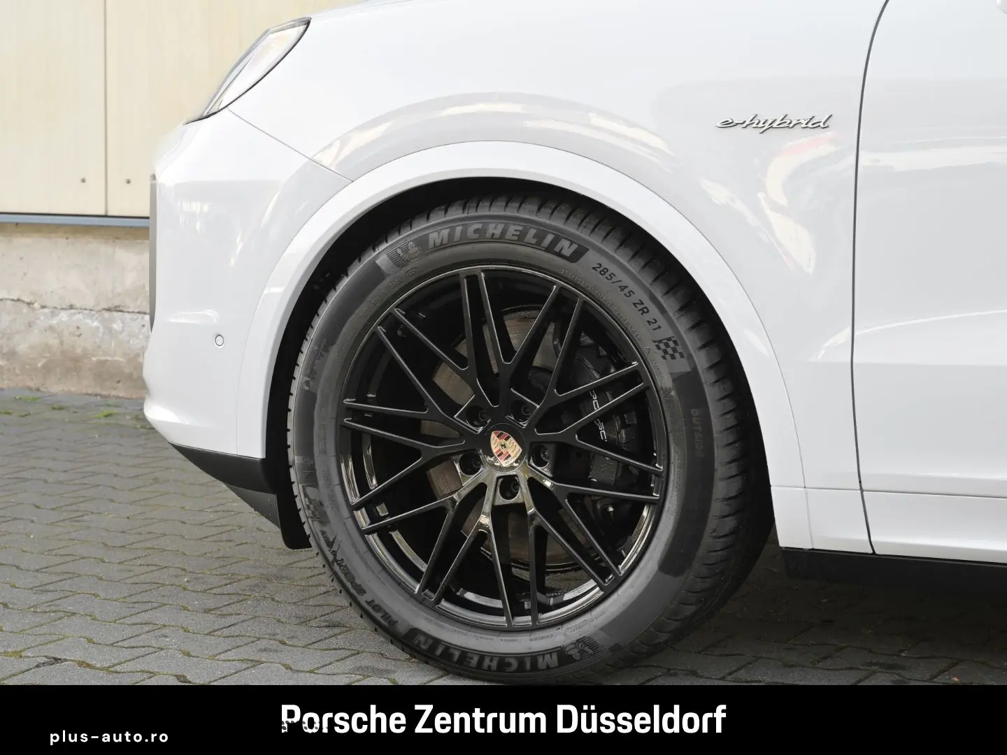 PORSCHE Cayenne E-Hybrid Coupe