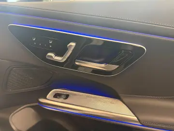 MERCEDES-BENZ CLE 200 Cabriolet AMG ADVANCED  WINTERP MEMORY