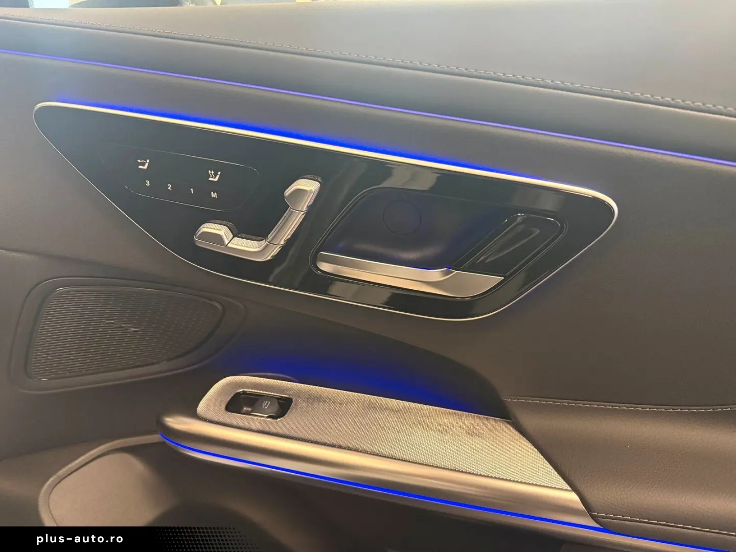 MERCEDES-BENZ CLE 200 Cabriolet AMG ADVANCED  WINTERP MEMORY