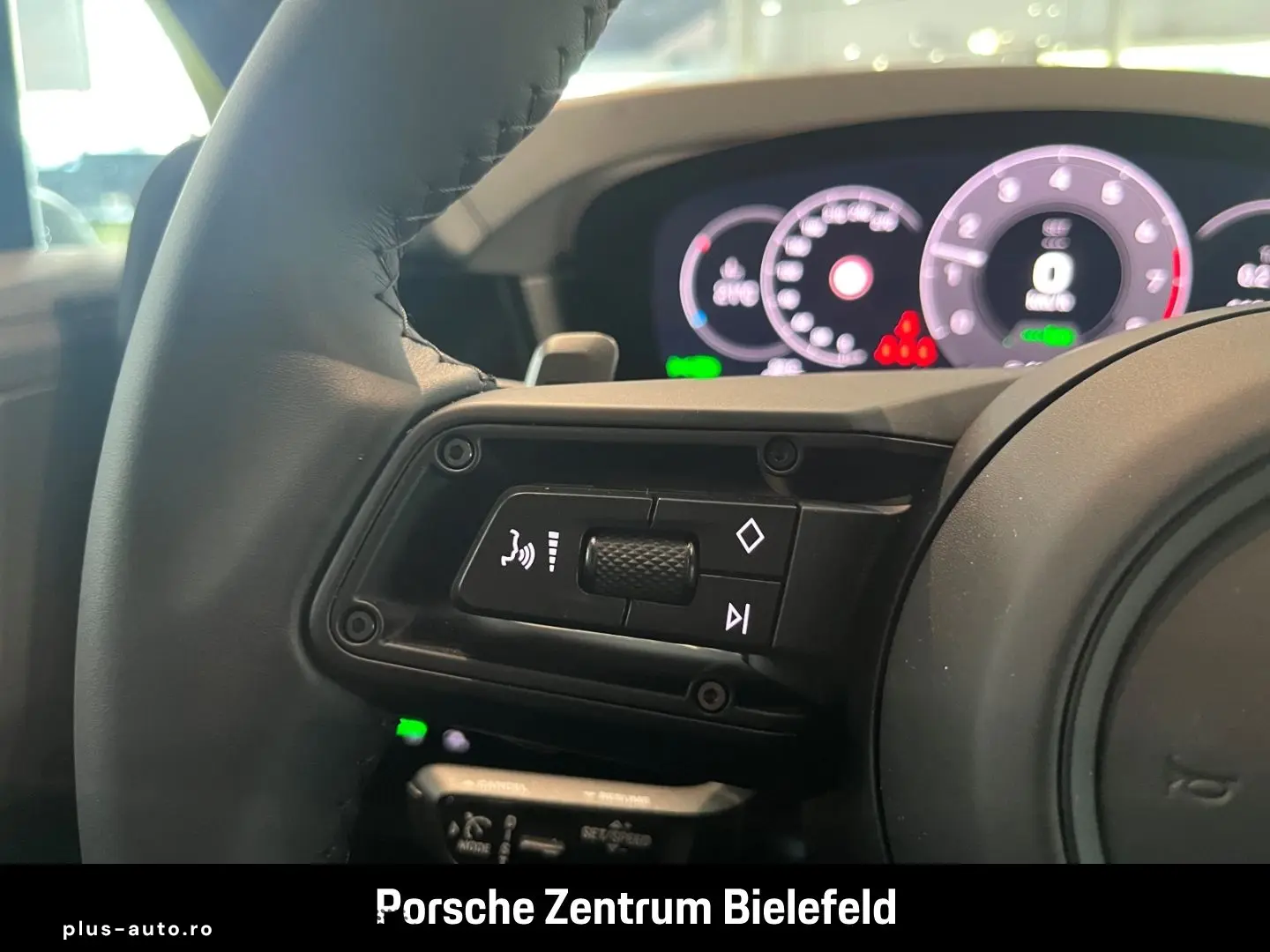 PORSCHE Cayenne E-Hybrid Coupe