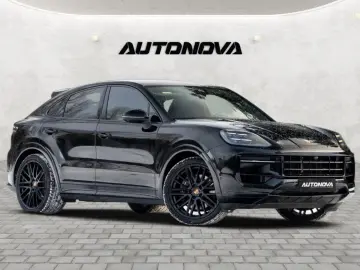 PORSCHE Cayenne Coupe E-Hybrid