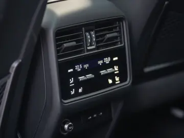 PORSCHE Cayenne Coupe E-Hybrid