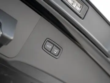 PORSCHE Cayenne Coupe E-Hybrid