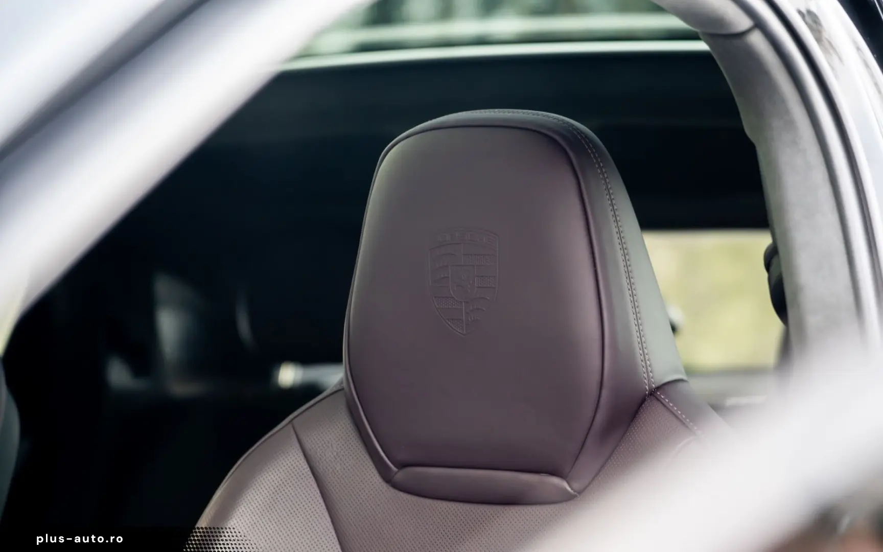 PORSCHE Cayenne Coupe E-Hybrid