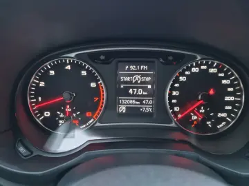 S tronic Automat 122cp Car Vertical curat