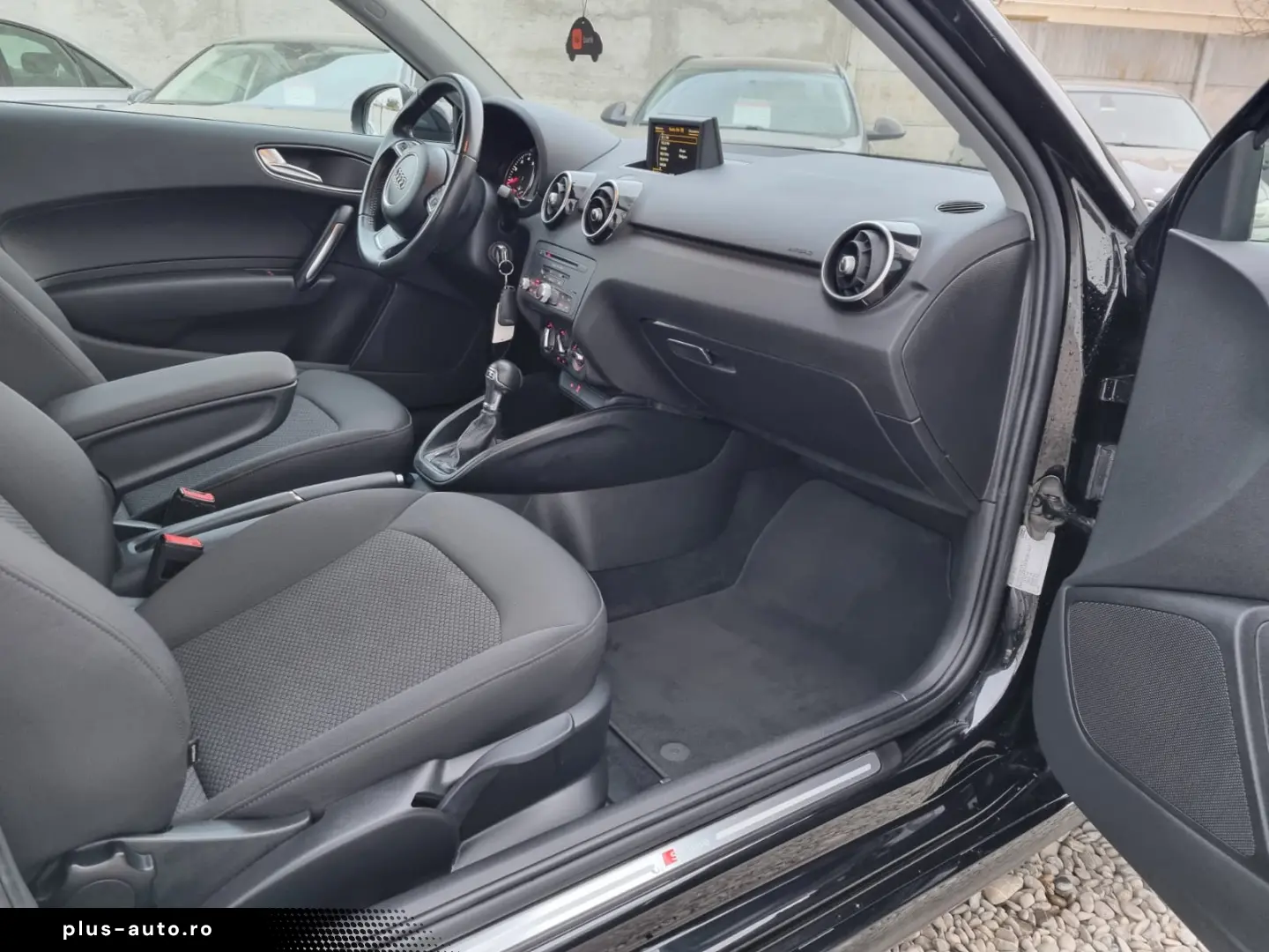 S tronic Automat 122cp Car Vertical curat