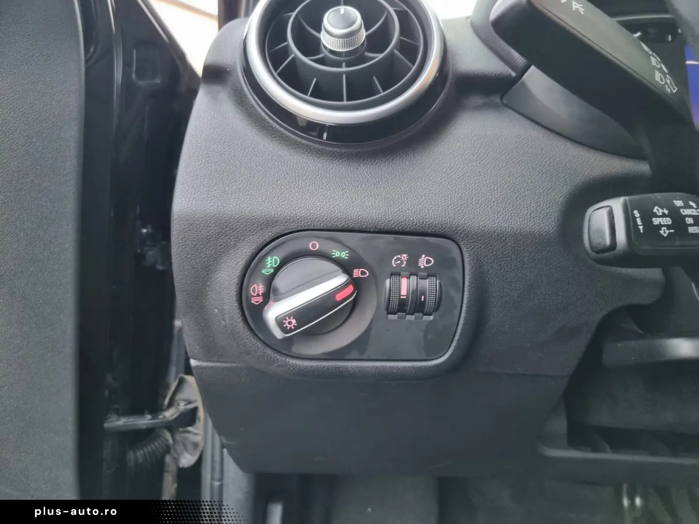 S tronic Automat 122cp Car Vertical curat