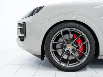 PORSCHE Cayenne S E-Hybrid Coupé