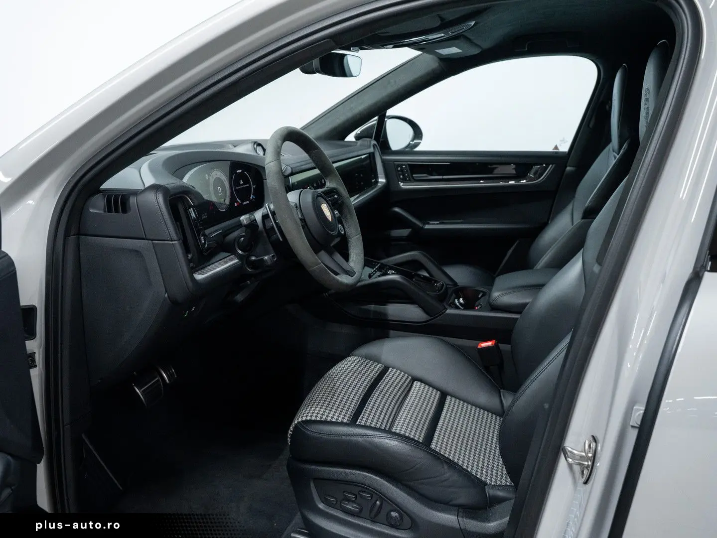 PORSCHE Cayenne S E-Hybrid Coupé