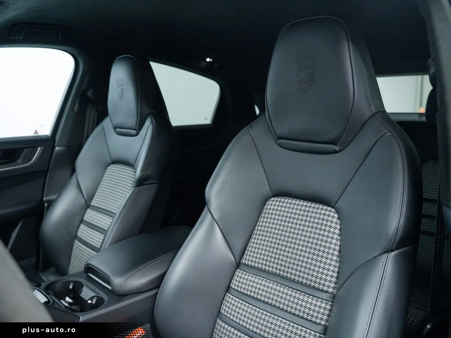 PORSCHE Cayenne S E-Hybrid Coupé