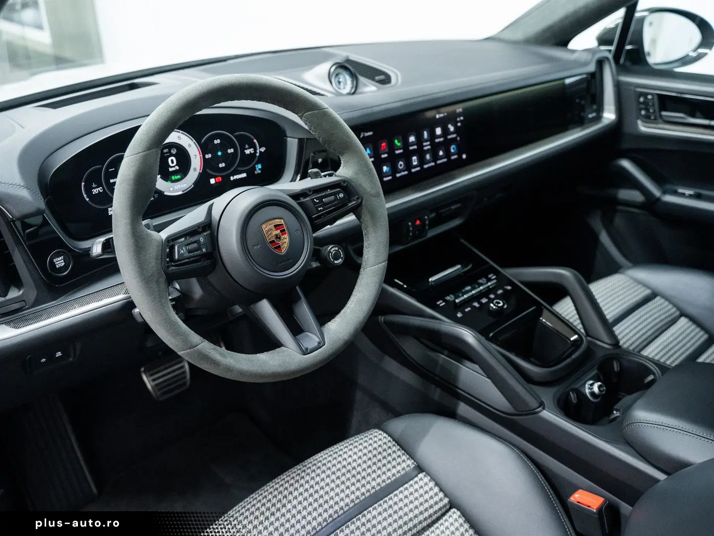 PORSCHE Cayenne S E-Hybrid Coupé