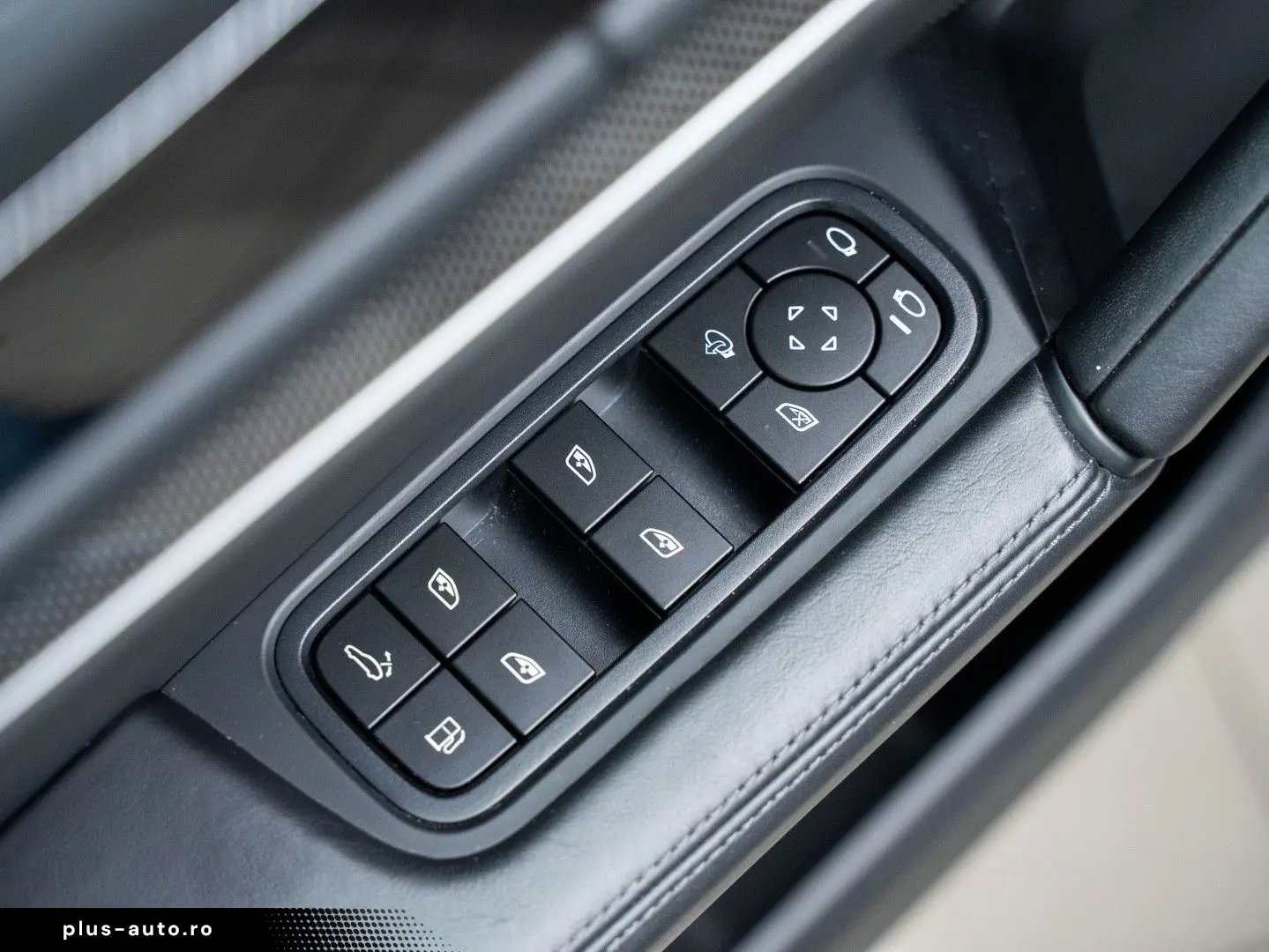 PORSCHE Cayenne S E-Hybrid Coupé