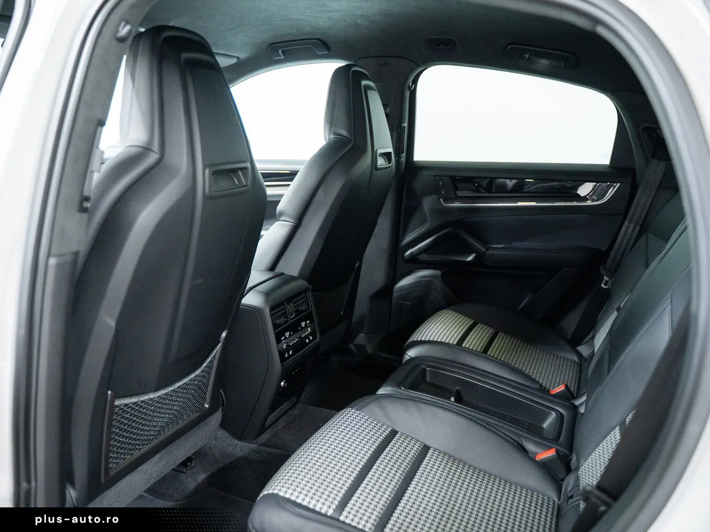 PORSCHE Cayenne S E-Hybrid Coupé