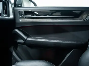 PORSCHE Cayenne S E-Hybrid Coupé