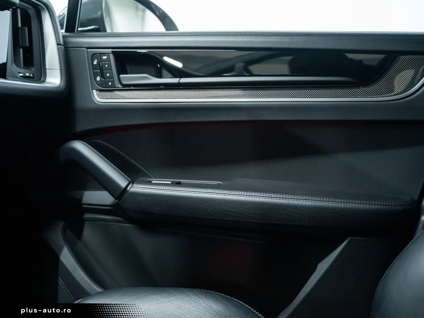 PORSCHE Cayenne S E-Hybrid Coupé