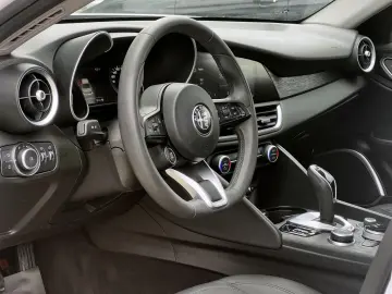 Alfa-Romeo Giulia