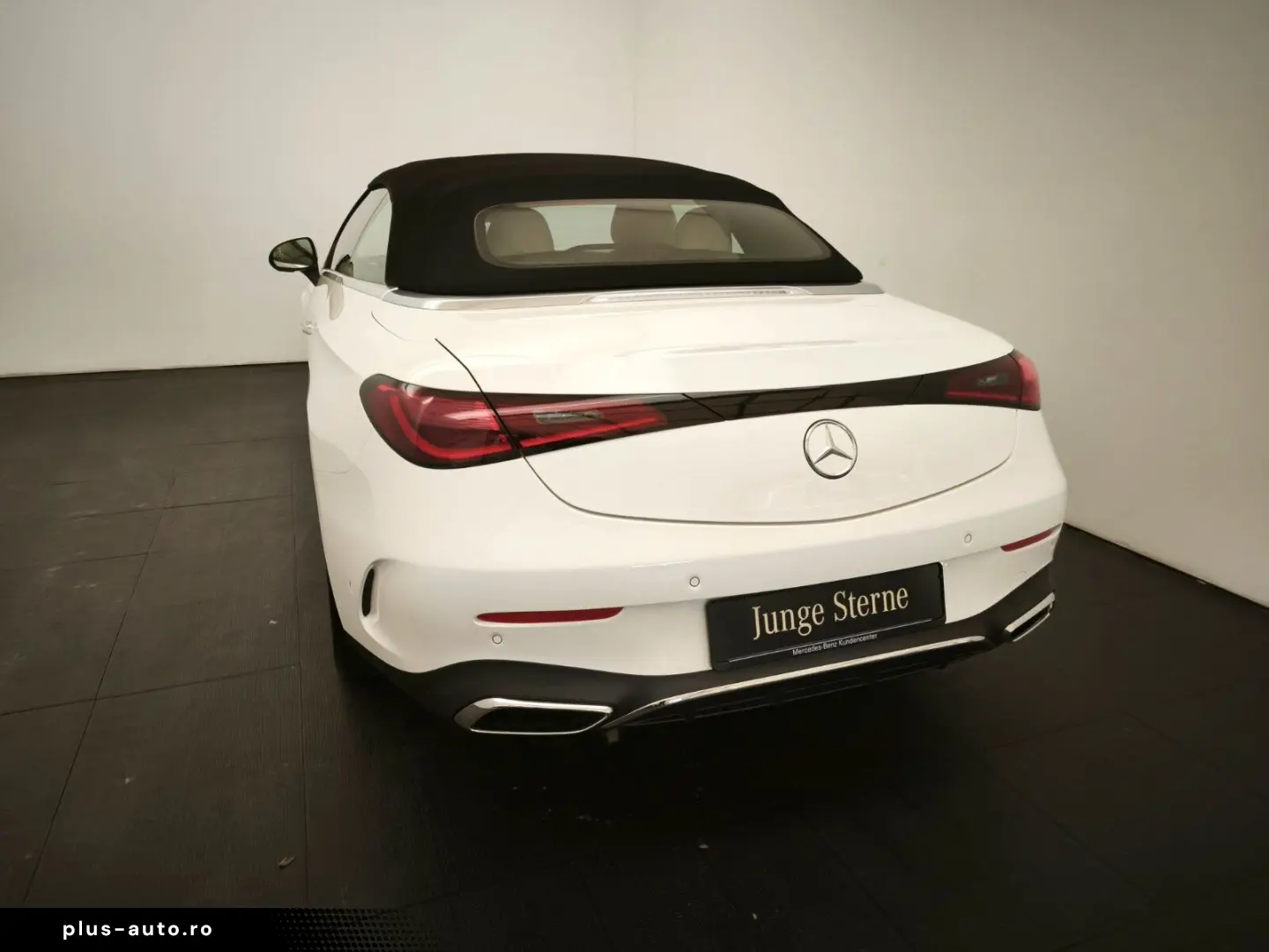 MERCEDES-BENZ CLE 200 Cabrio AMG Adv  AHK Memory 360  19