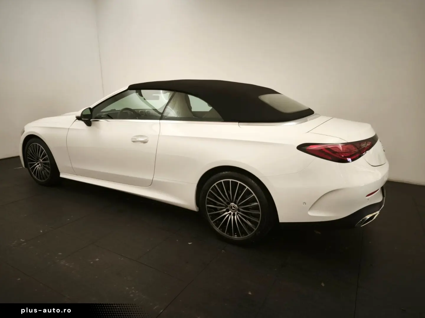 MERCEDES-BENZ CLE 200 Cabrio AMG Adv  AHK Memory 360  19