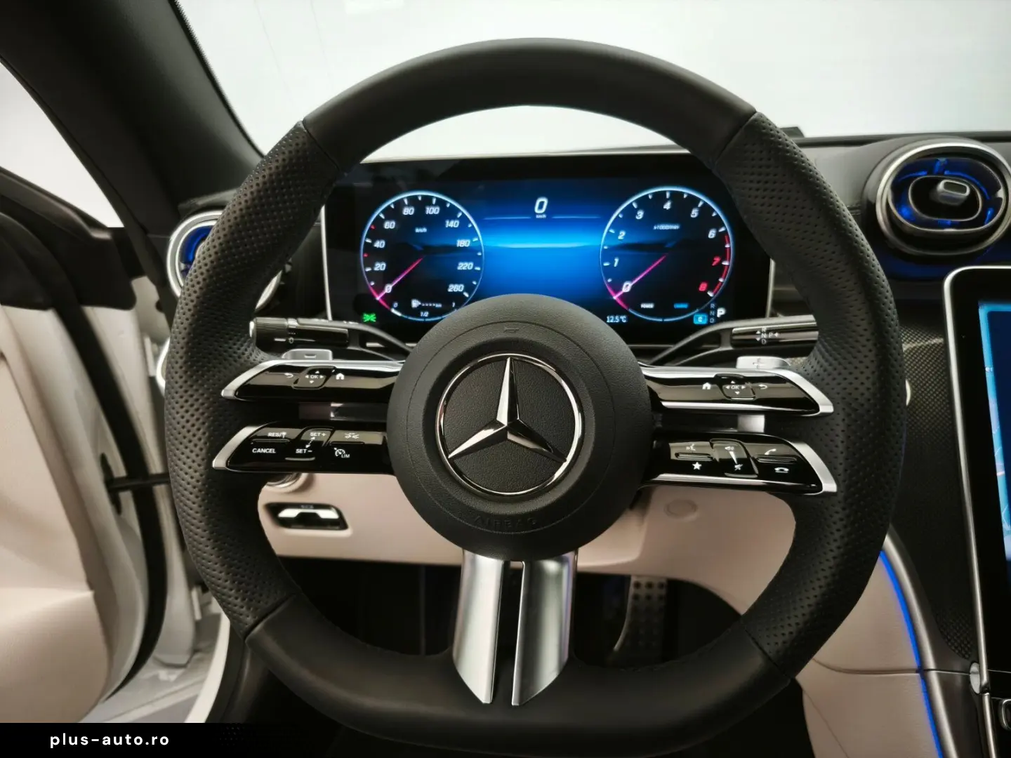 MERCEDES-BENZ CLE 200 Cabrio AMG Adv  AHK Memory 360  19