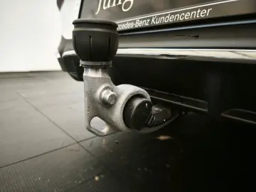 MERCEDES-BENZ CLE 200 Cabrio AMG Adv  AHK Memory 360  19