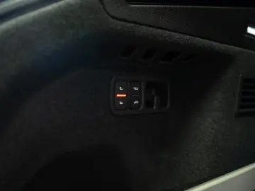 Audi Q8 60 TFSI e quattro S-line