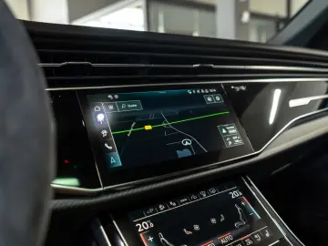 Audi Q8 60 TFSI e quattro S-line