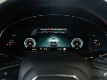 Audi Q8 60 TFSI e quattro S-line