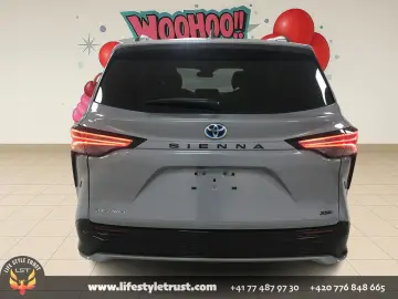 TOYOTA Sienna AWD XSE 7-Passenger -2025
