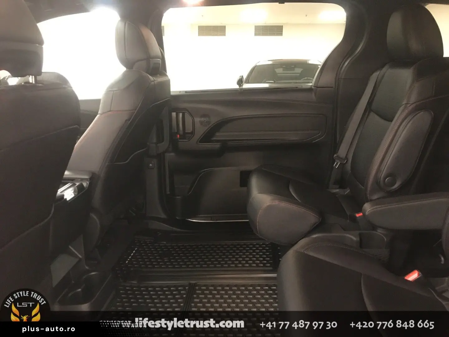 TOYOTA Sienna AWD XSE 7-Passenger -2025