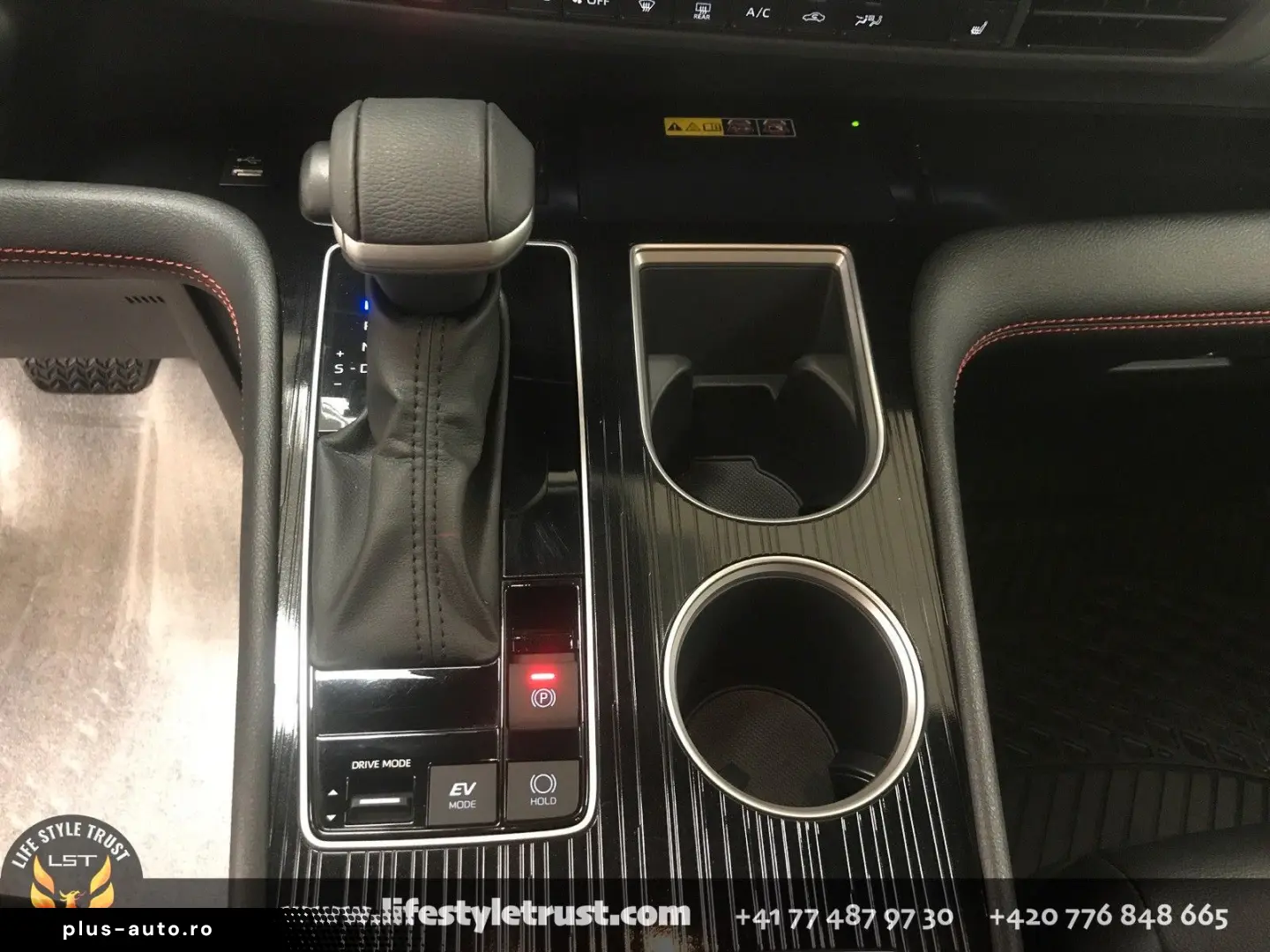 TOYOTA Sienna AWD XSE 7-Passenger -2025