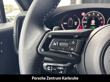 Porsche Cayenne E-Hybrid Coupe Black Edition