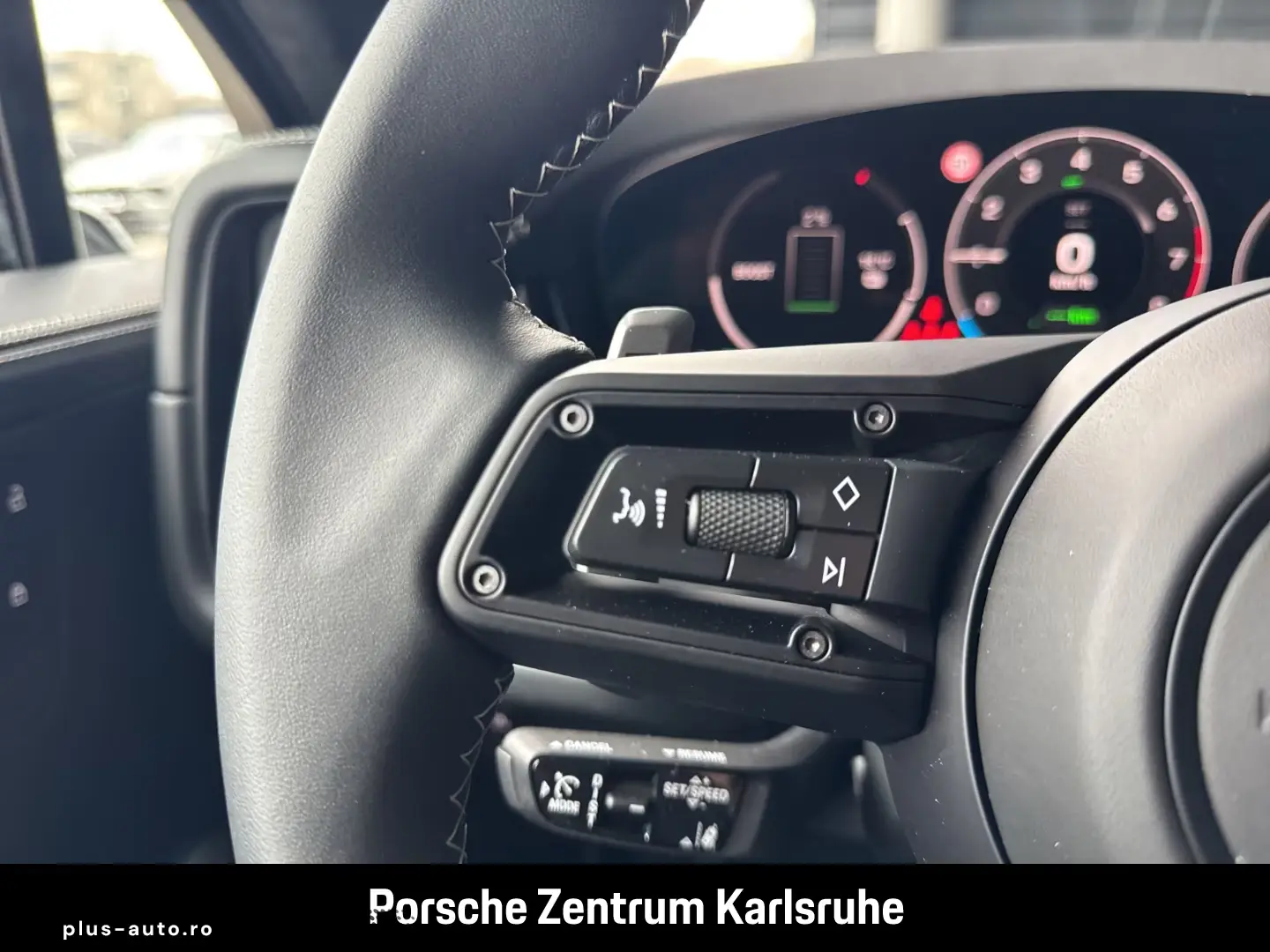 Porsche Cayenne E-Hybrid Coupe Black Edition