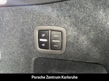 Porsche Cayenne E-Hybrid Coupe Black Edition