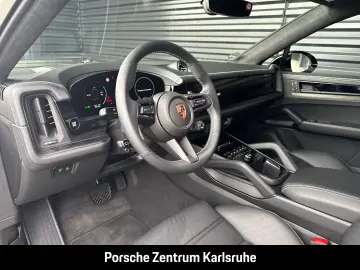 Porsche Cayenne E-Hybrid Coupe Black Edition