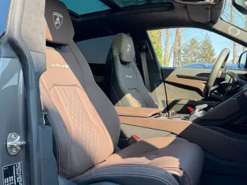LAMBORGHINI Urus 4.0 V8 Sport