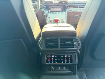 LAMBORGHINI Urus 4.0 V8 Sport