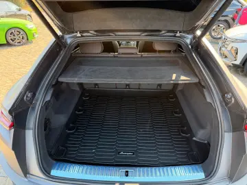 LAMBORGHINI Urus 4.0 V8 Sport