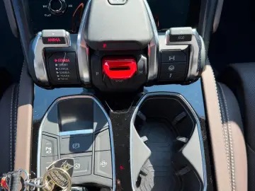 LAMBORGHINI Urus 4.0 V8 Sport