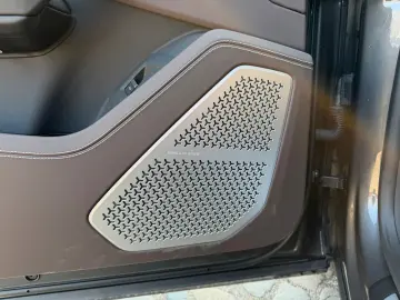 LAMBORGHINI Urus 4.0 V8 Sport