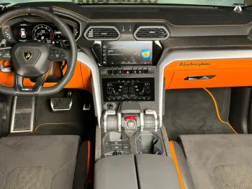 LAMBORGHINI Urus S 4.0 V8 23  Pano B&O Massage Garantie 29
