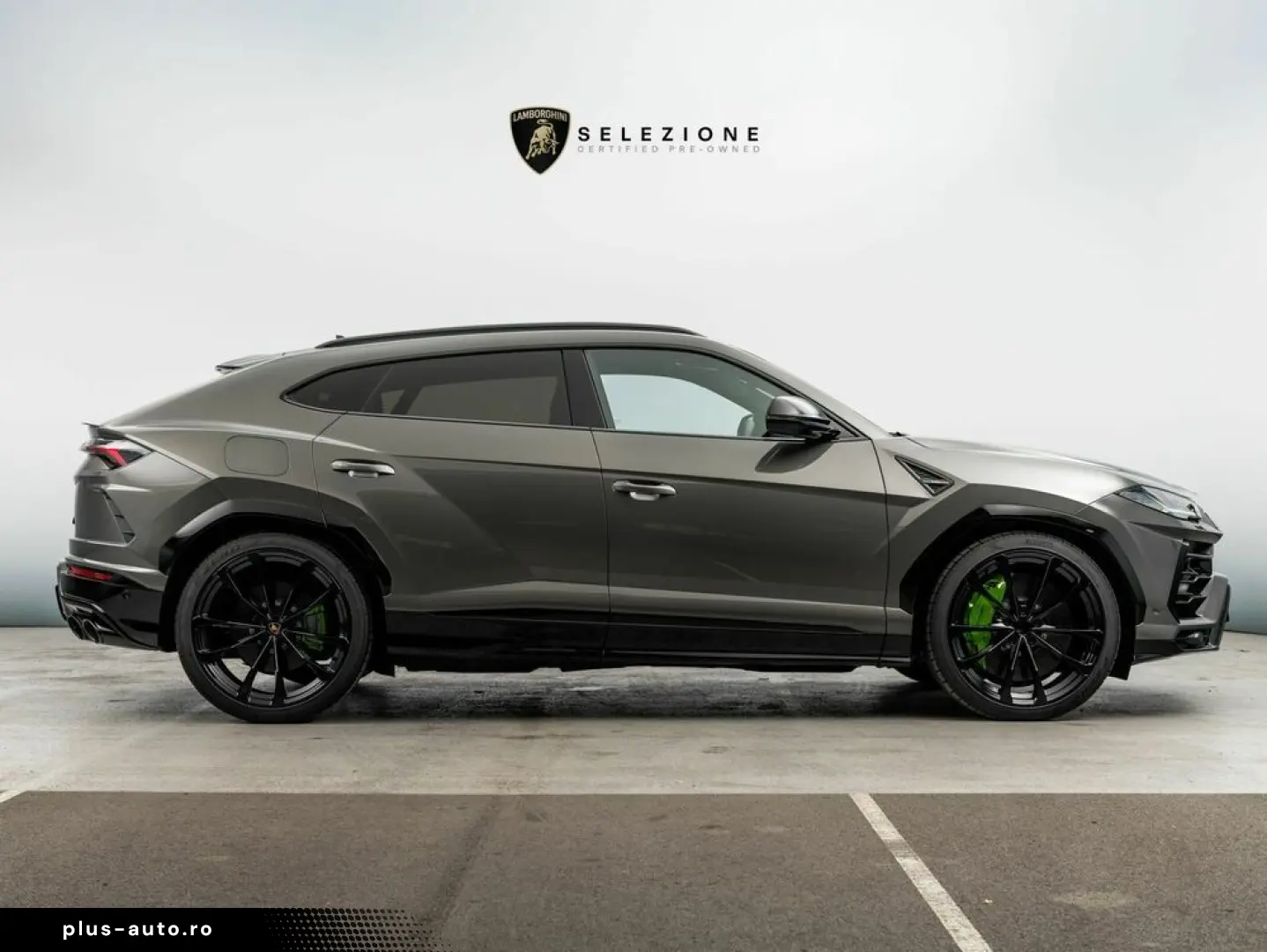LAMBORGHINI Urus MY22
